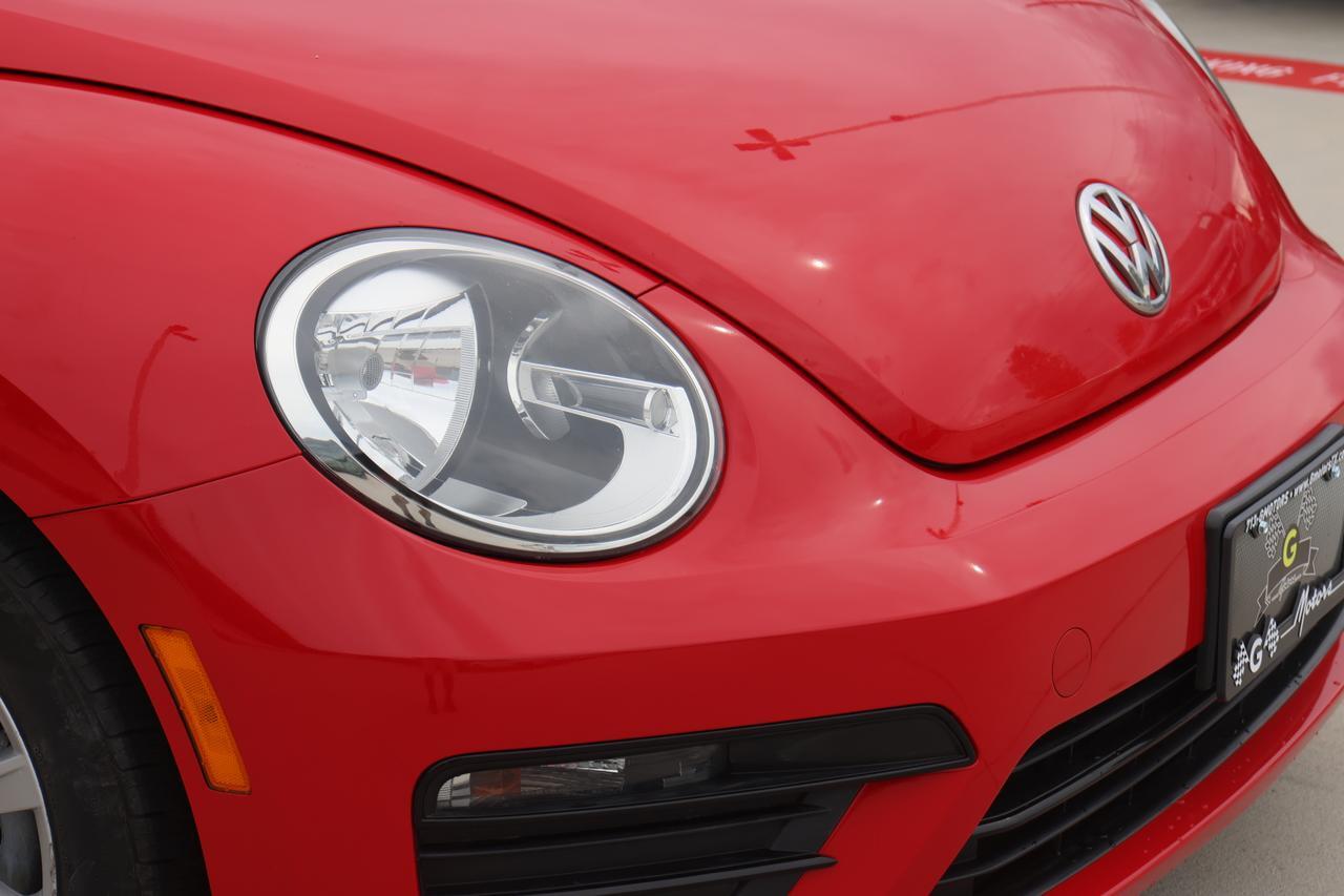 2018 VOLKSWAGEN BEETLE S Houston TX