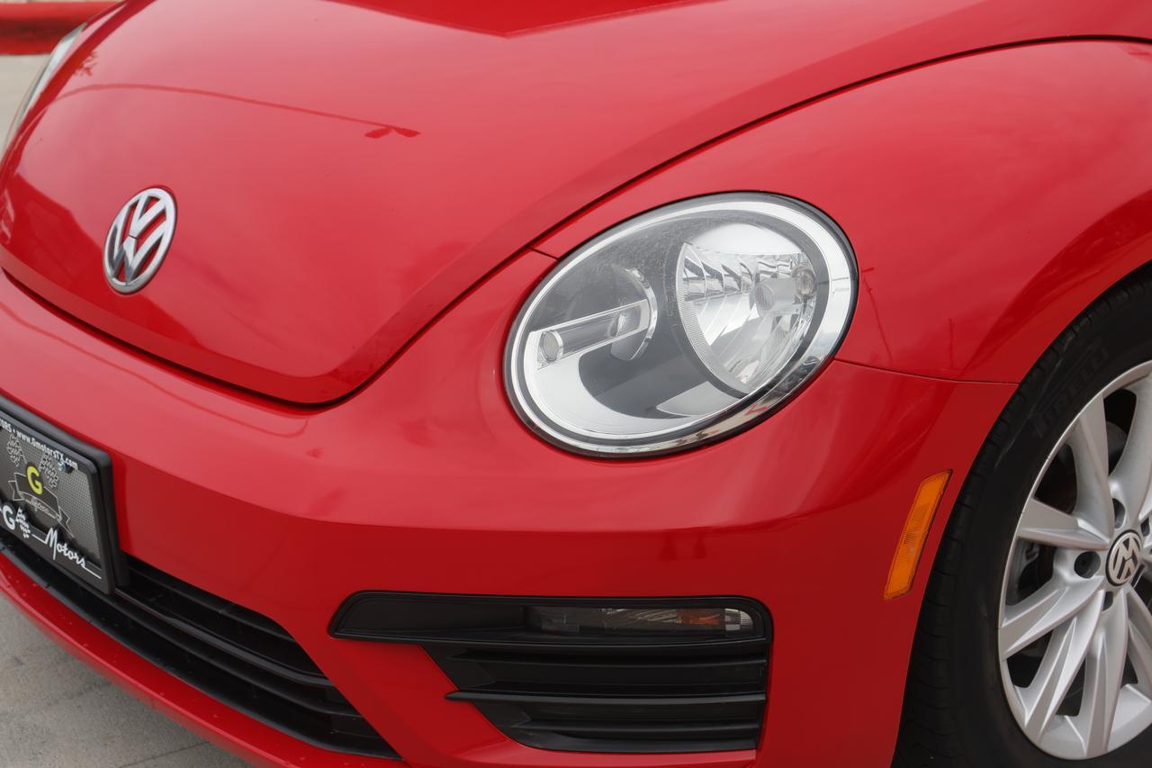 2018 VOLKSWAGEN BEETLE S Houston TX