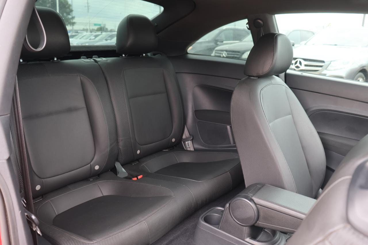 2018 VOLKSWAGEN BEETLE S Houston TX