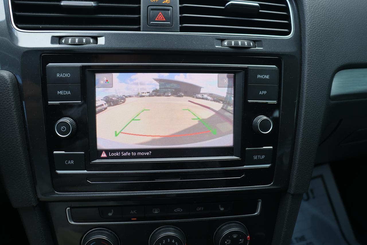 2018 VOLKSWAGEN GOLF S Houston TX