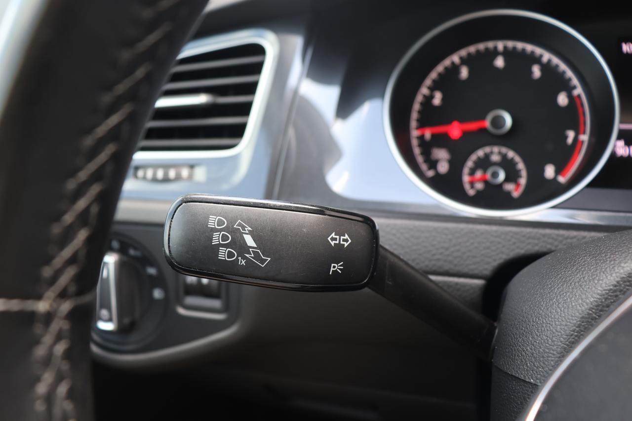 2018 VOLKSWAGEN GOLF S Houston TX