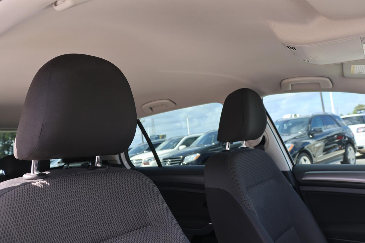 2018 VOLKSWAGEN GOLF S Houston TX
