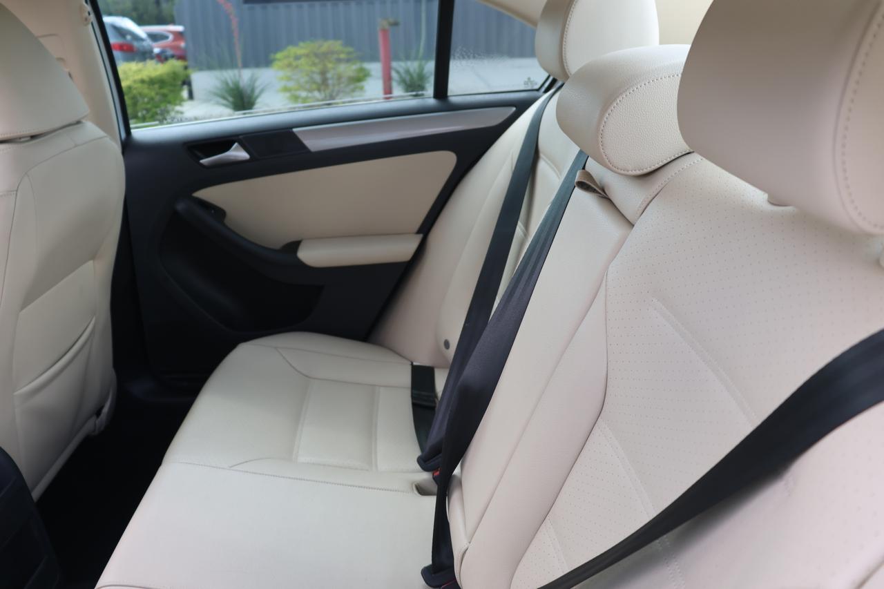 2018 VOLKSWAGEN JETTA SE Houston TX