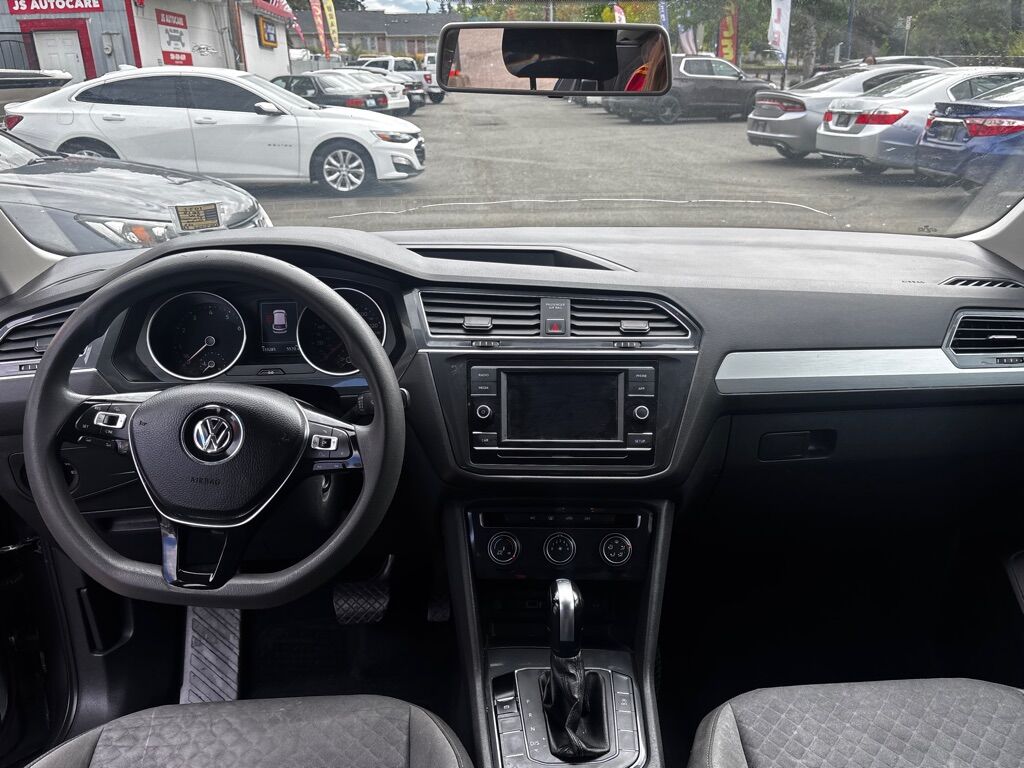 2018 VOLKSWAGEN TIGUAN 2.0T S Des Moines WA