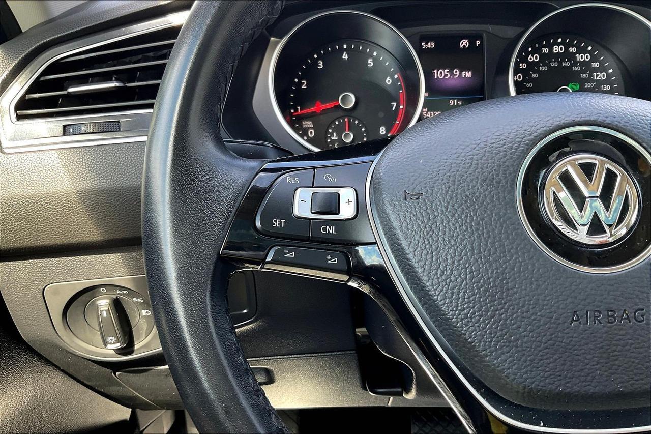2018 VOLKSWAGEN TIGUAN SE Houston TX