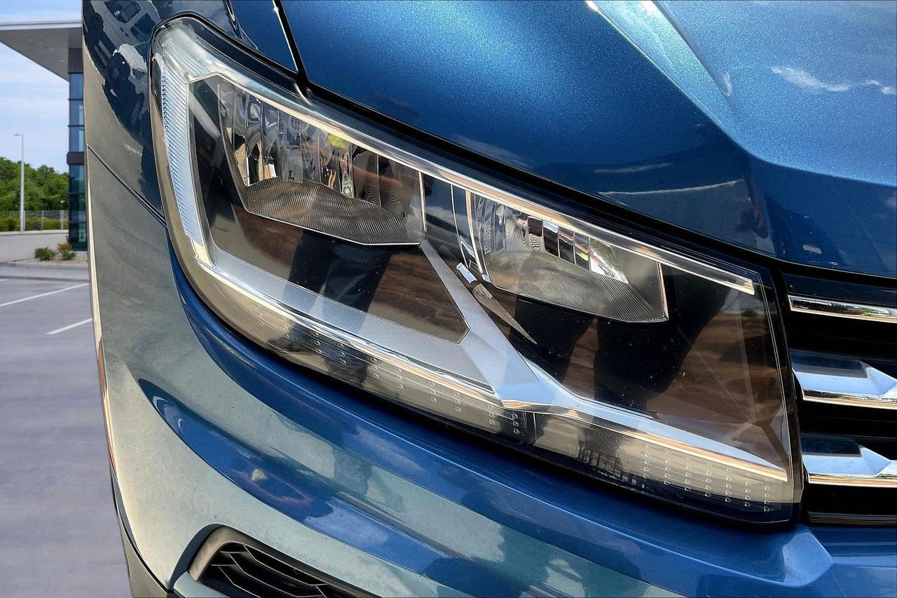 2018 VOLKSWAGEN TIGUAN SE Houston TX