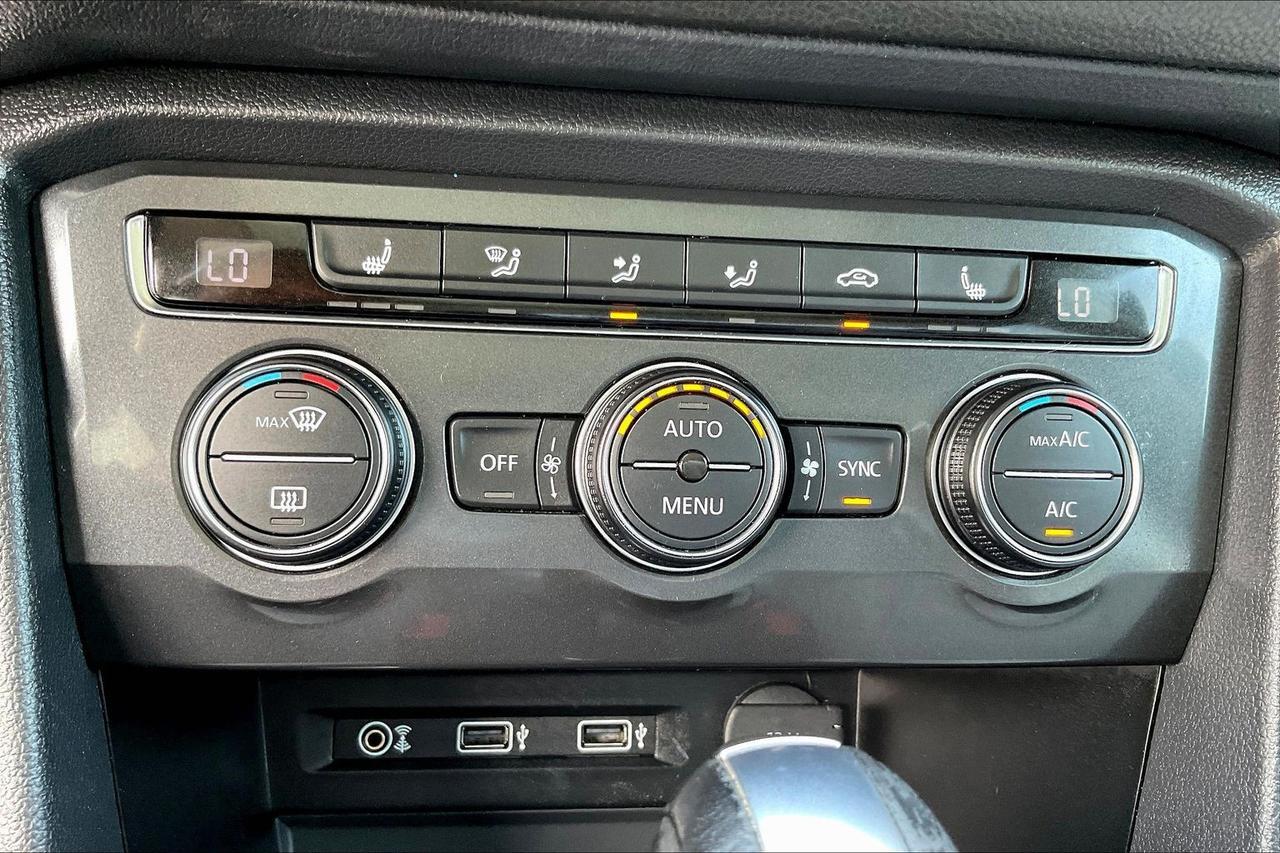 2018 VOLKSWAGEN TIGUAN SE Houston TX