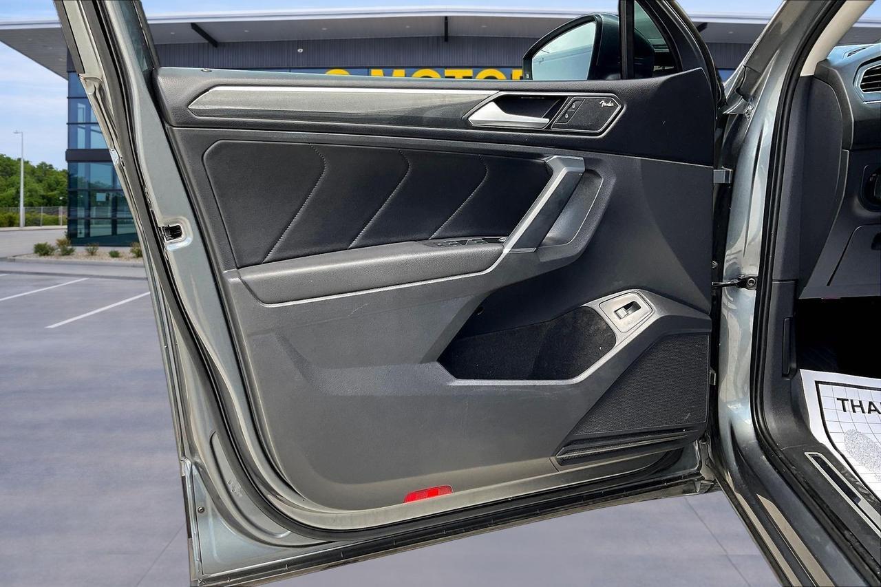 2018 VOLKSWAGEN TIGUAN SEL PREMIUM GRAY at G Motors