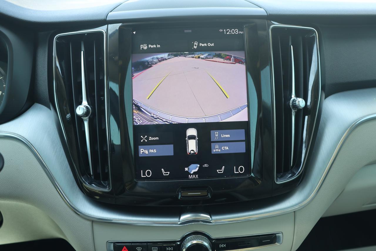 2018 VOLVO XC60 T6 MOMENTUM Houston TX