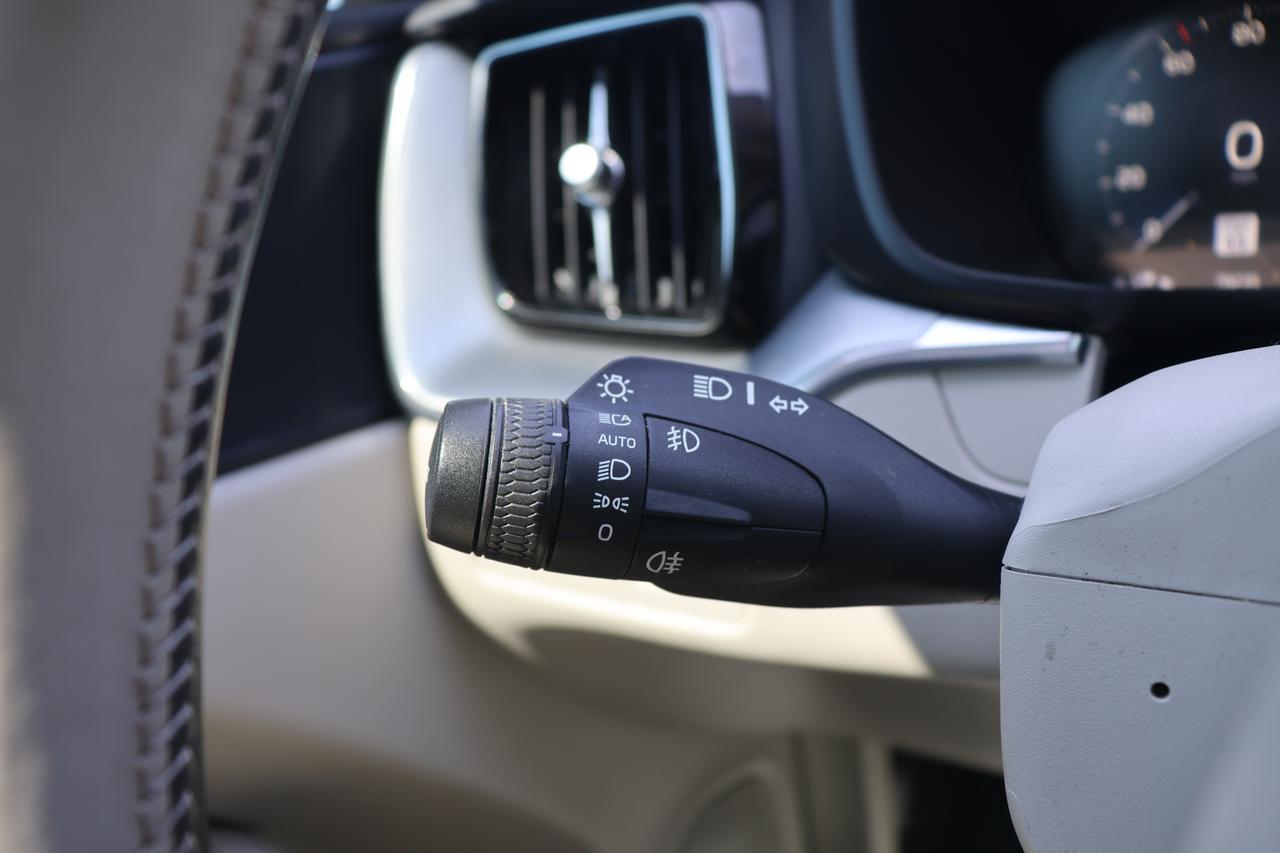 2018 VOLVO XC60 T6 MOMENTUM Houston TX