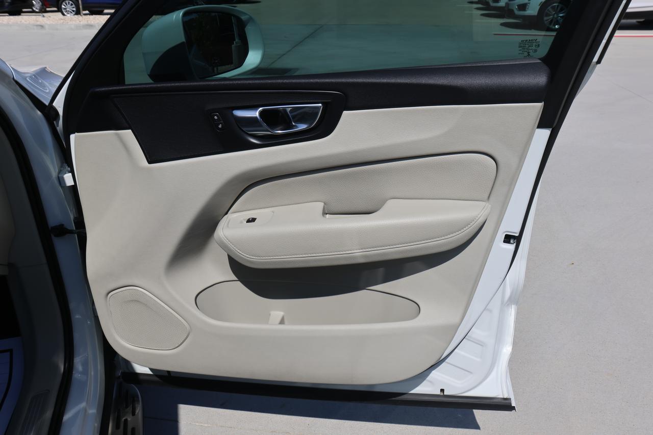 2018 VOLVO XC60 T6 MOMENTUM Houston TX