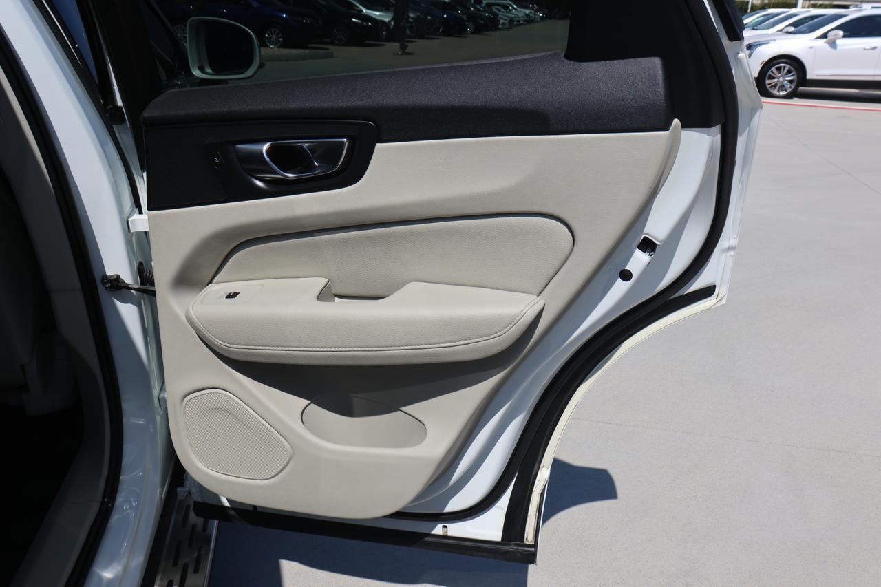 2018 VOLVO XC60 T6 MOMENTUM Houston TX