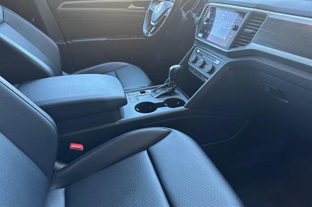 2018 Volkswagen Atlas 2.0T SE