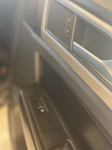 2018 Volkswagen Atlas SE - Photo 16