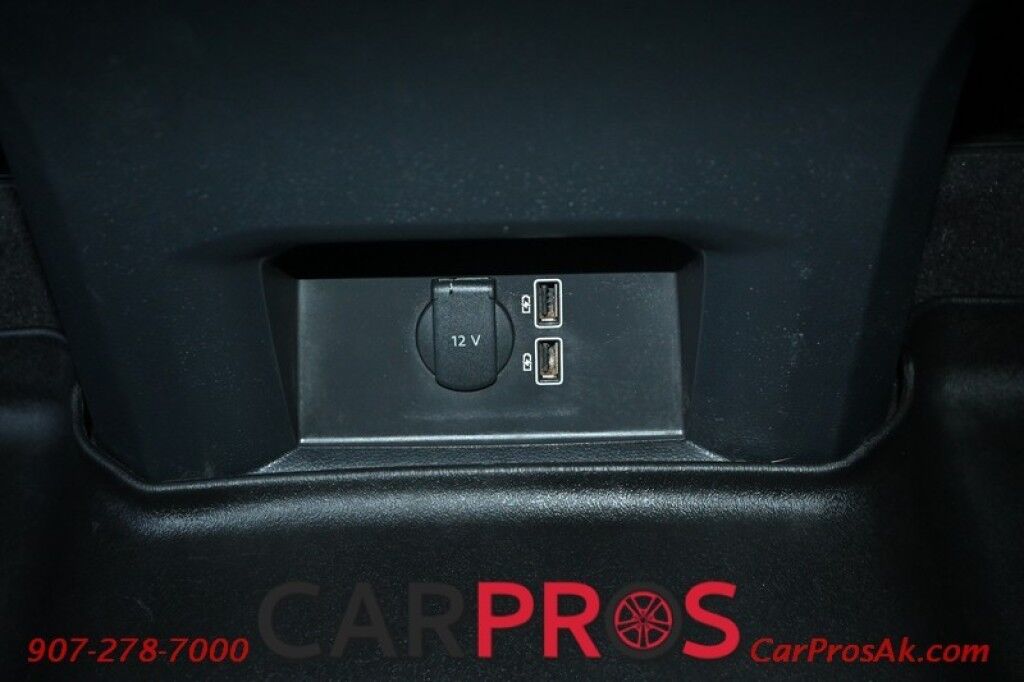 2018 Volkswagen Atlas 3.6L V6 SE w/Technology - All Wheel Drive - Leather Heated Seats - 3rd Row Seats 7 - Remote Start - Bluetooth - Backup Camera - Keyless Entry & Start - Tow Pkg Anchorage AK