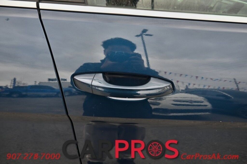 2018 Volkswagen Atlas S - AWD - Power Locks, Windows & Mirrors - Keyless Entry - Dual Climate Control - Bluetooth - Backup Camera - 3rd Row - Seats 7 - Luggage Rack - Aluminum Wheels - Tow Pkg Anchorage AK