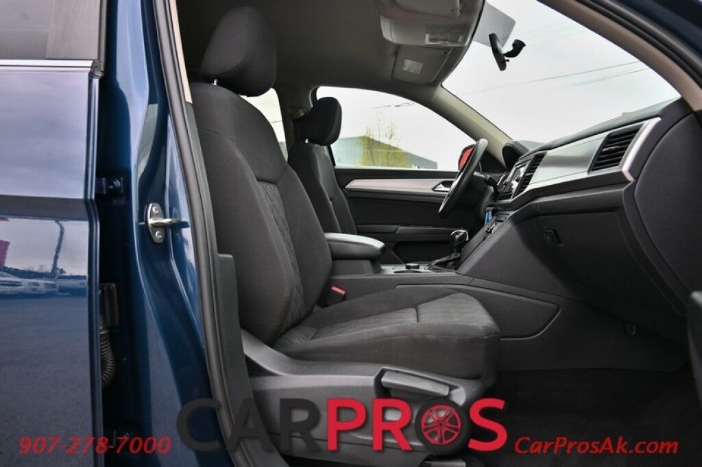 2018 Volkswagen Atlas S - AWD - Power Locks, Windows & Mirrors - Keyless Entry - Dual Climate Control - Bluetooth - Backup Camera - 3rd Row - Seats 7 - Luggage Rack - Aluminum Wheels - Tow Pkg Anchorage AK