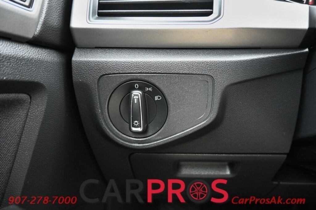 2018 Volkswagen Atlas S - AWD - Power Locks, Windows & Mirrors - Keyless Entry - Dual Climate Control - Bluetooth - Backup Camera - 3rd Row - Seats 7 - Luggage Rack - Aluminum Wheels - Tow Pkg Anchorage AK