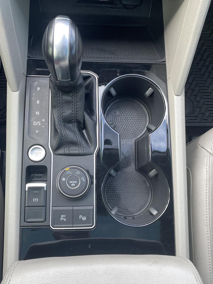 2018 Volkswagen Atlas SEL Premium 4Motion Sport Utility 4D Port Orchard WA