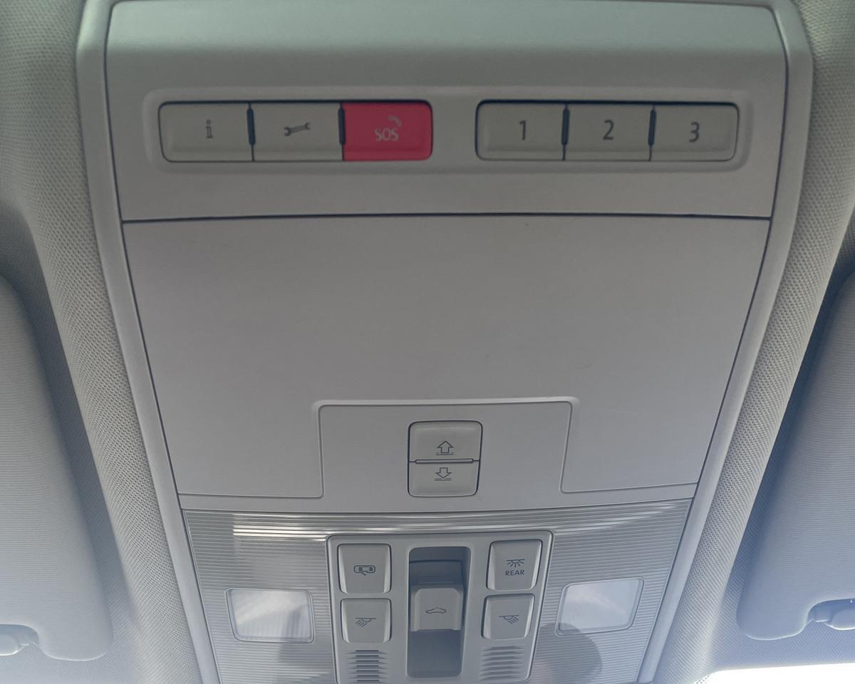 2018 Volkswagen Atlas SEL Premium 4Motion Sport Utility 4D Port Orchard WA