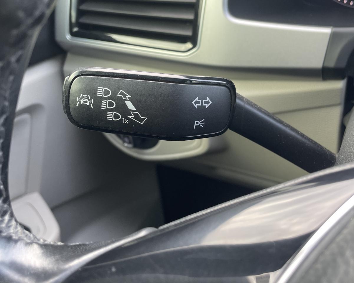 2018 Volkswagen Atlas SEL Premium 4Motion Sport Utility 4D Port Orchard WA