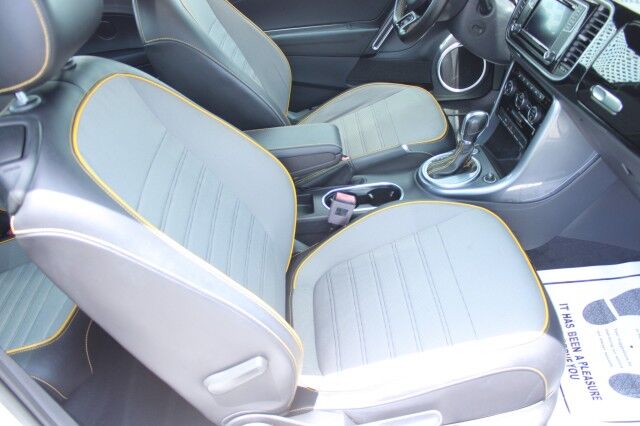 2018 Volkswagen BEETLE 2.0T DUNE Melbourne FL