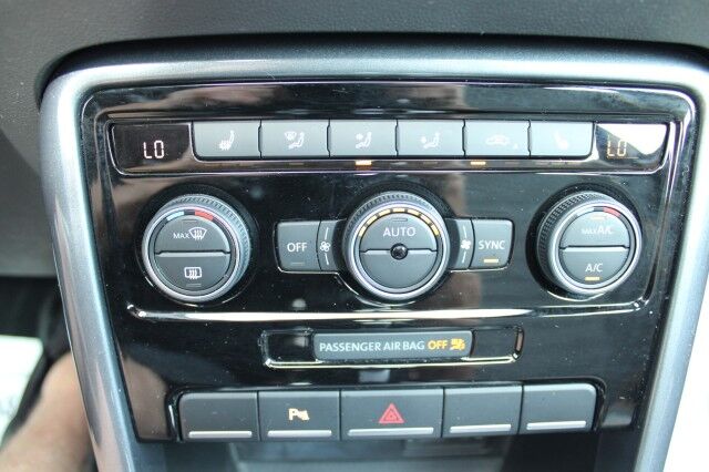 2018 Volkswagen BEETLE 2.0T DUNE Melbourne FL