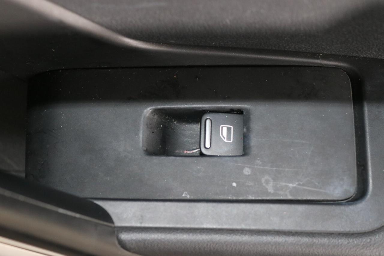 2018 Volkswagen Beetle 2.0T Dune Fredericksburg VA