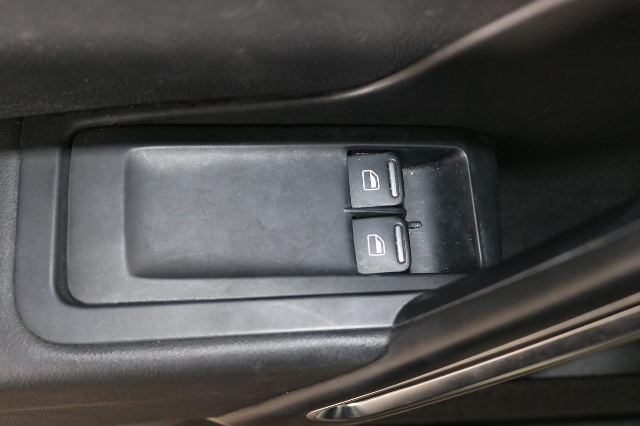 2018 Volkswagen Beetle 2.0T Dune Fredericksburg VA