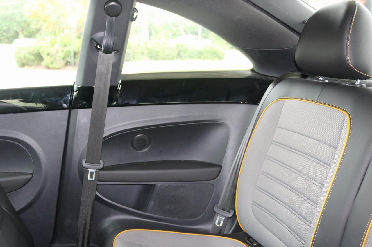 2018 Volkswagen Beetle 2.0T Dune Fredericksburg VA
