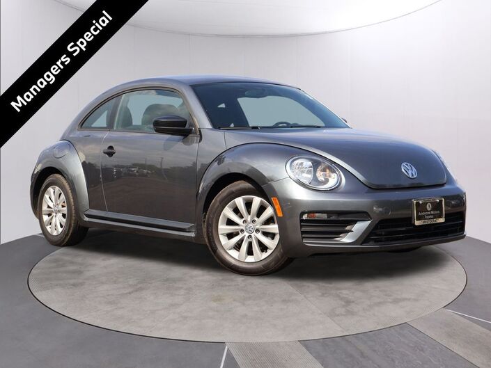 2018 Volkswagen Beetle 2.0T S Oshkosh WI
