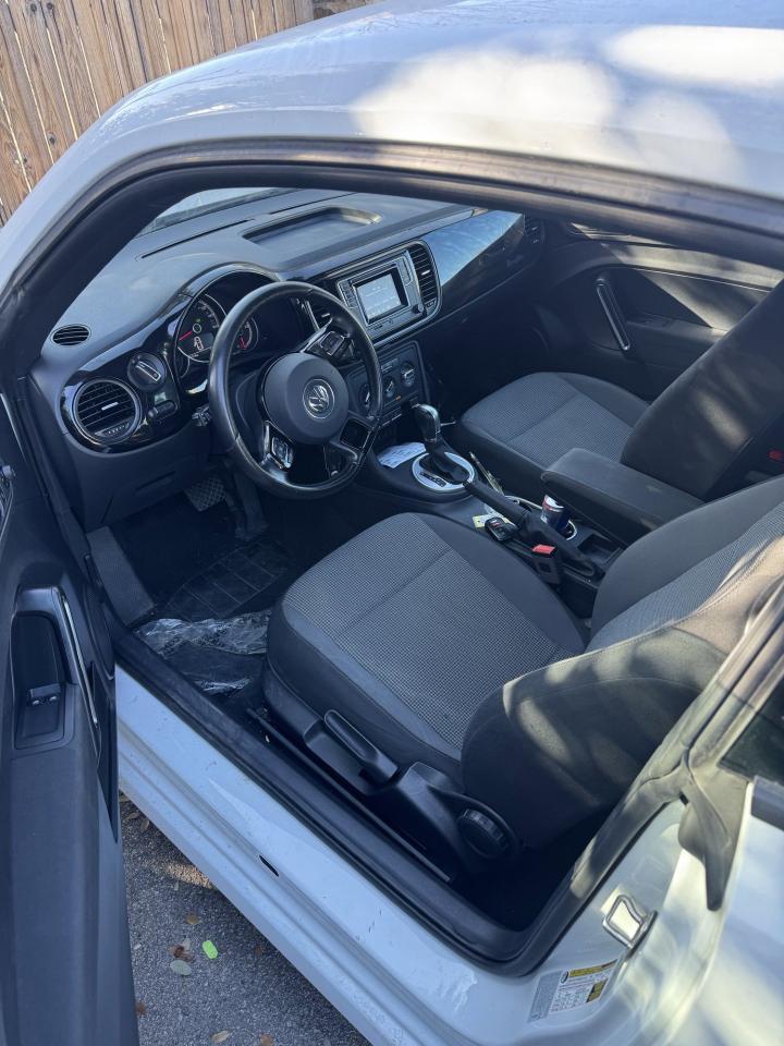 2018 Volkswagen Beetle 2.0T S San Antonio TX