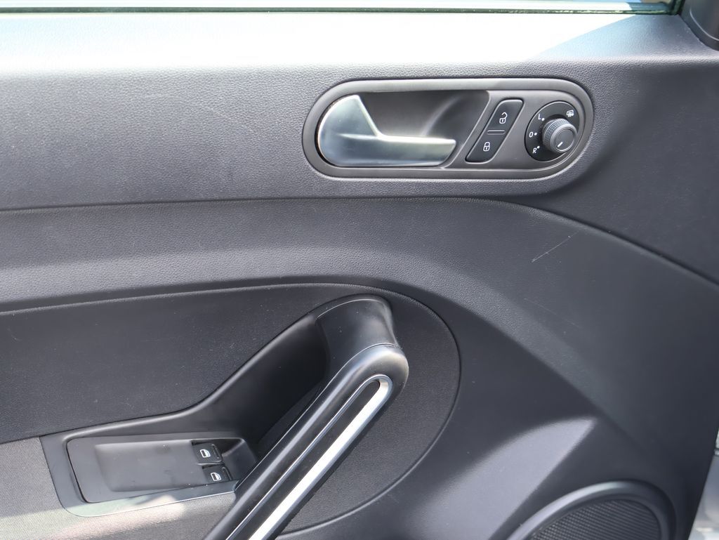 2018 Volkswagen Beetle 2.0T S San Clemente CA