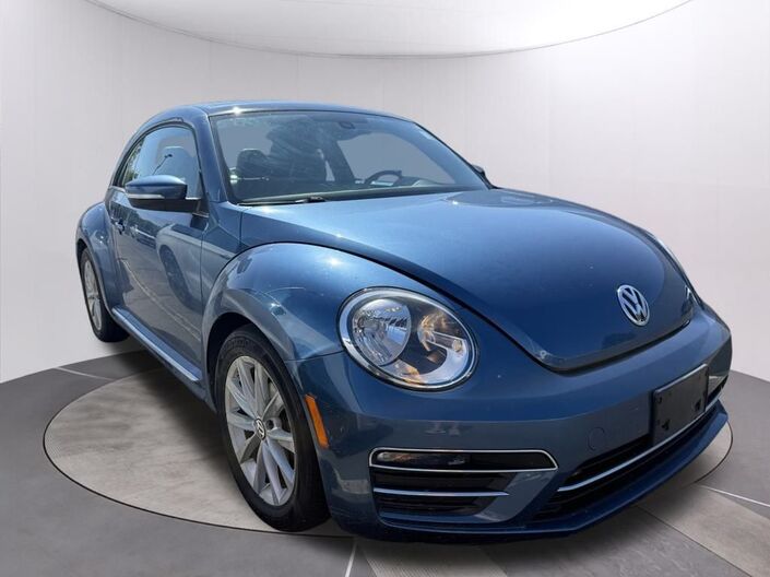 2018 Volkswagen Beetle 2.0T SE Oshkosh WI