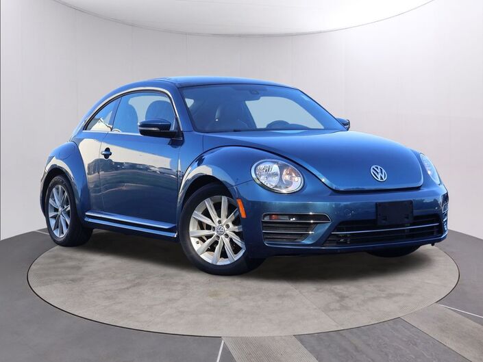 2018 Volkswagen Beetle 2.0T SE Oshkosh WI