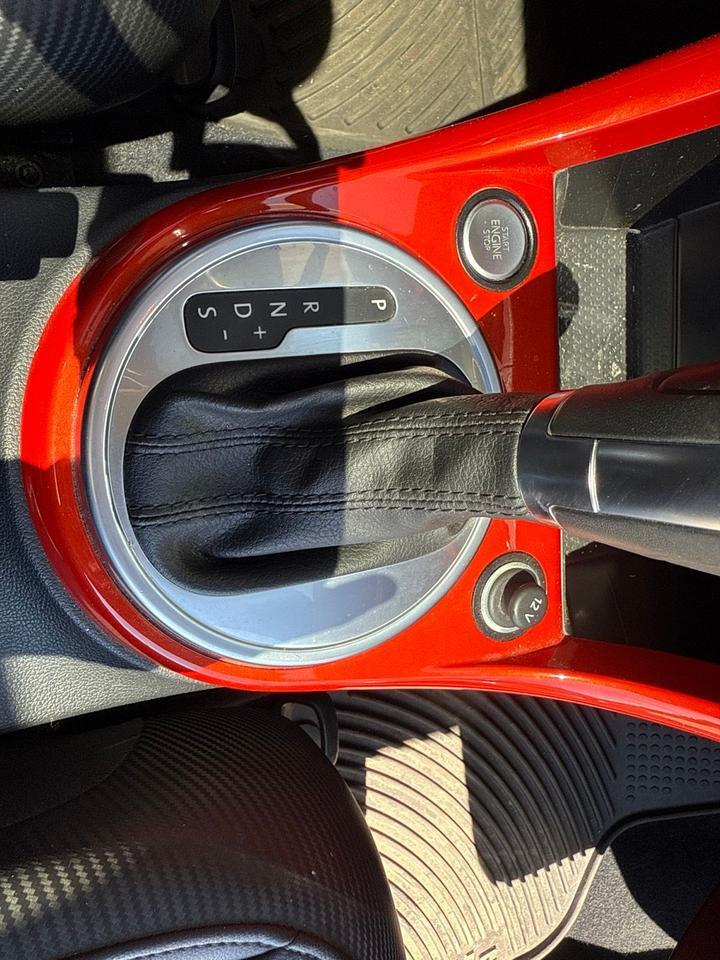 2018 Volkswagen Beetle 2.0T SE Bend OR