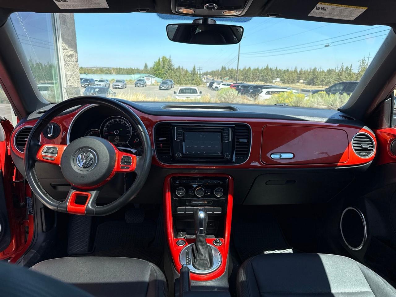 2018 Volkswagen Beetle 2.0T SE Bend OR