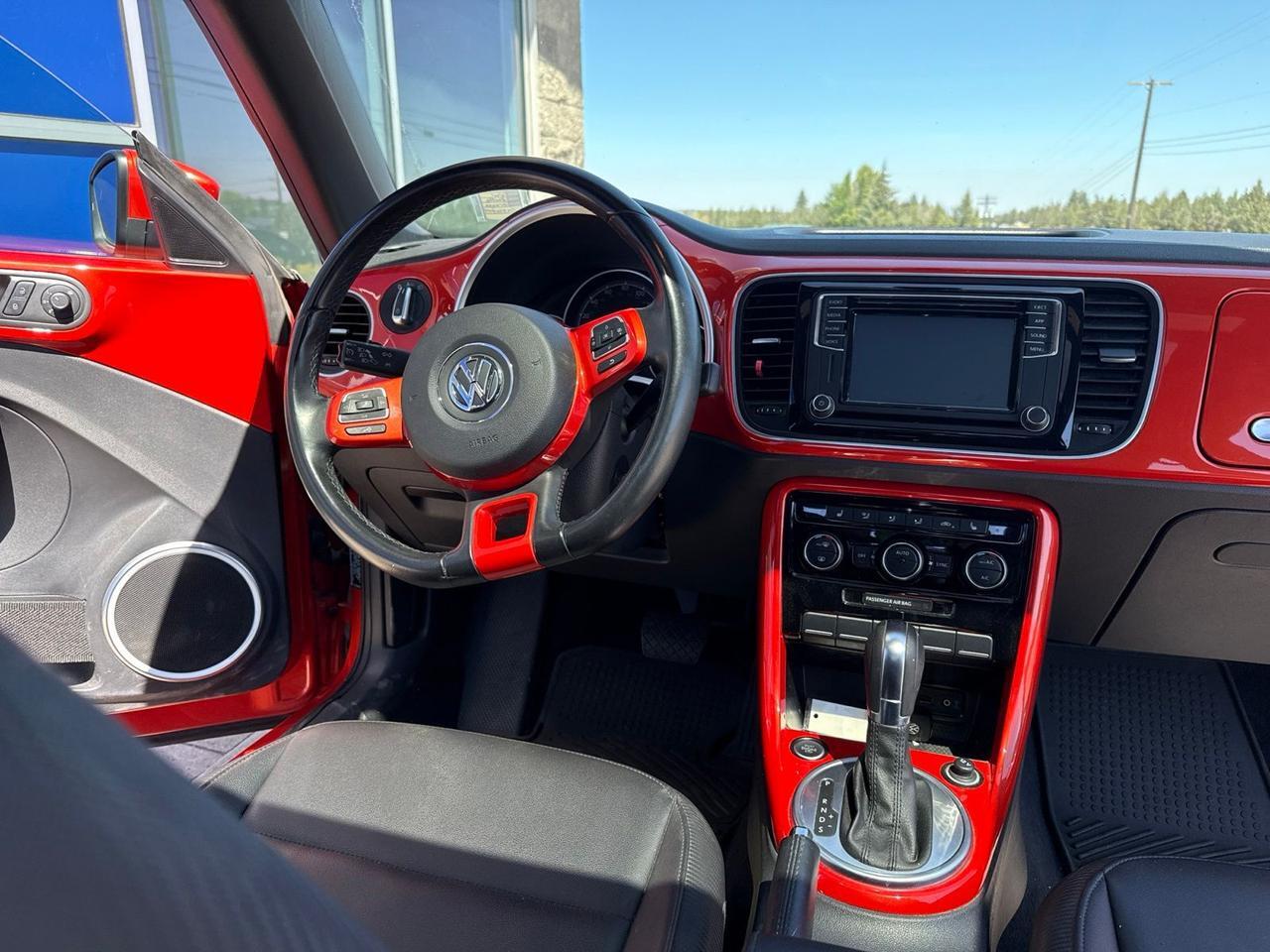 2018 Volkswagen Beetle 2.0T SE Bend OR