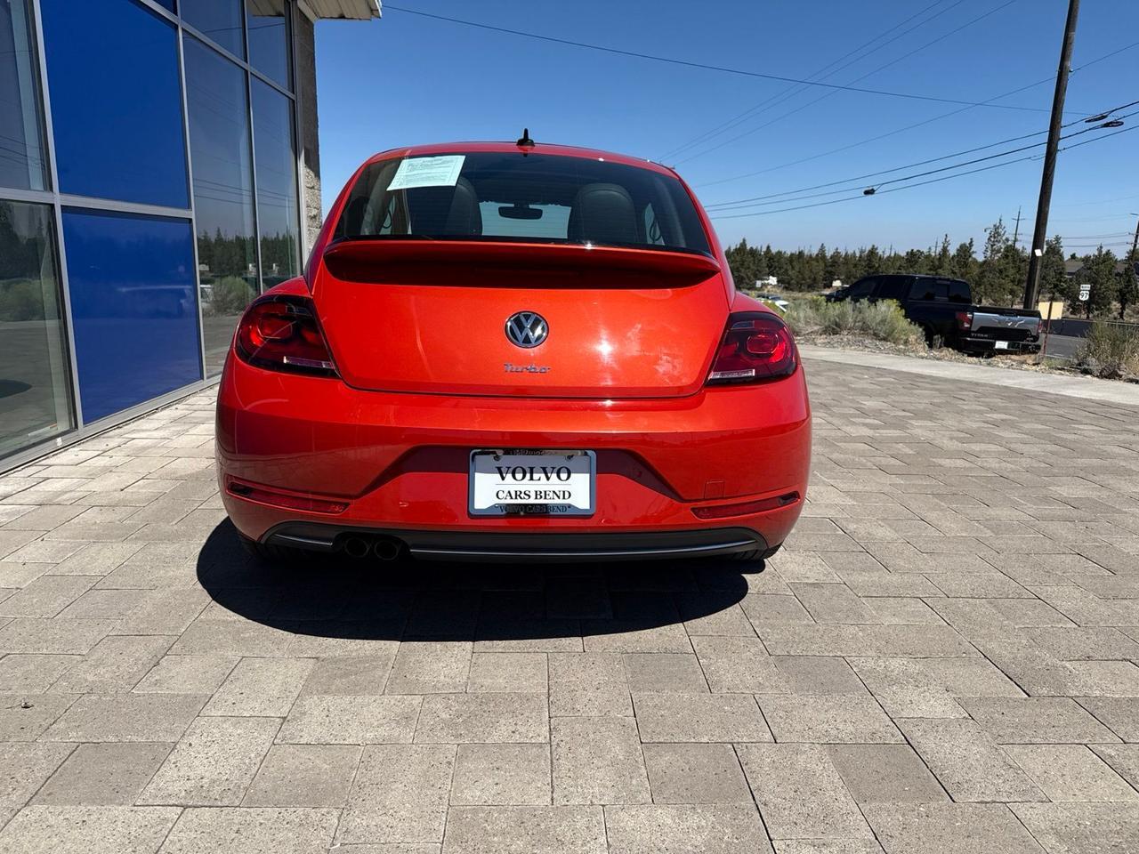 2018 Volkswagen Beetle 2.0T SE Bend OR