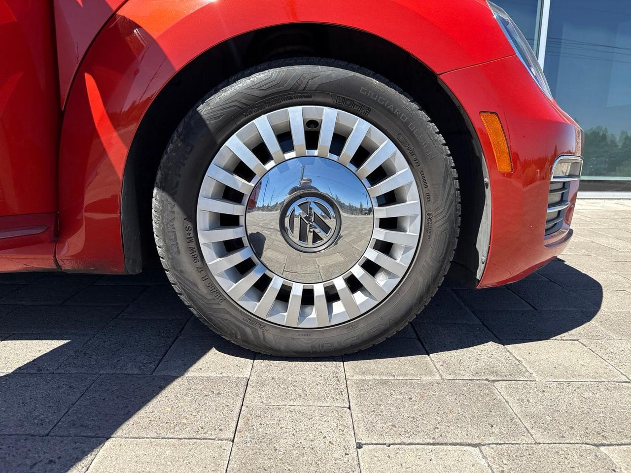 2018 Volkswagen Beetle 2.0T SE Bend OR