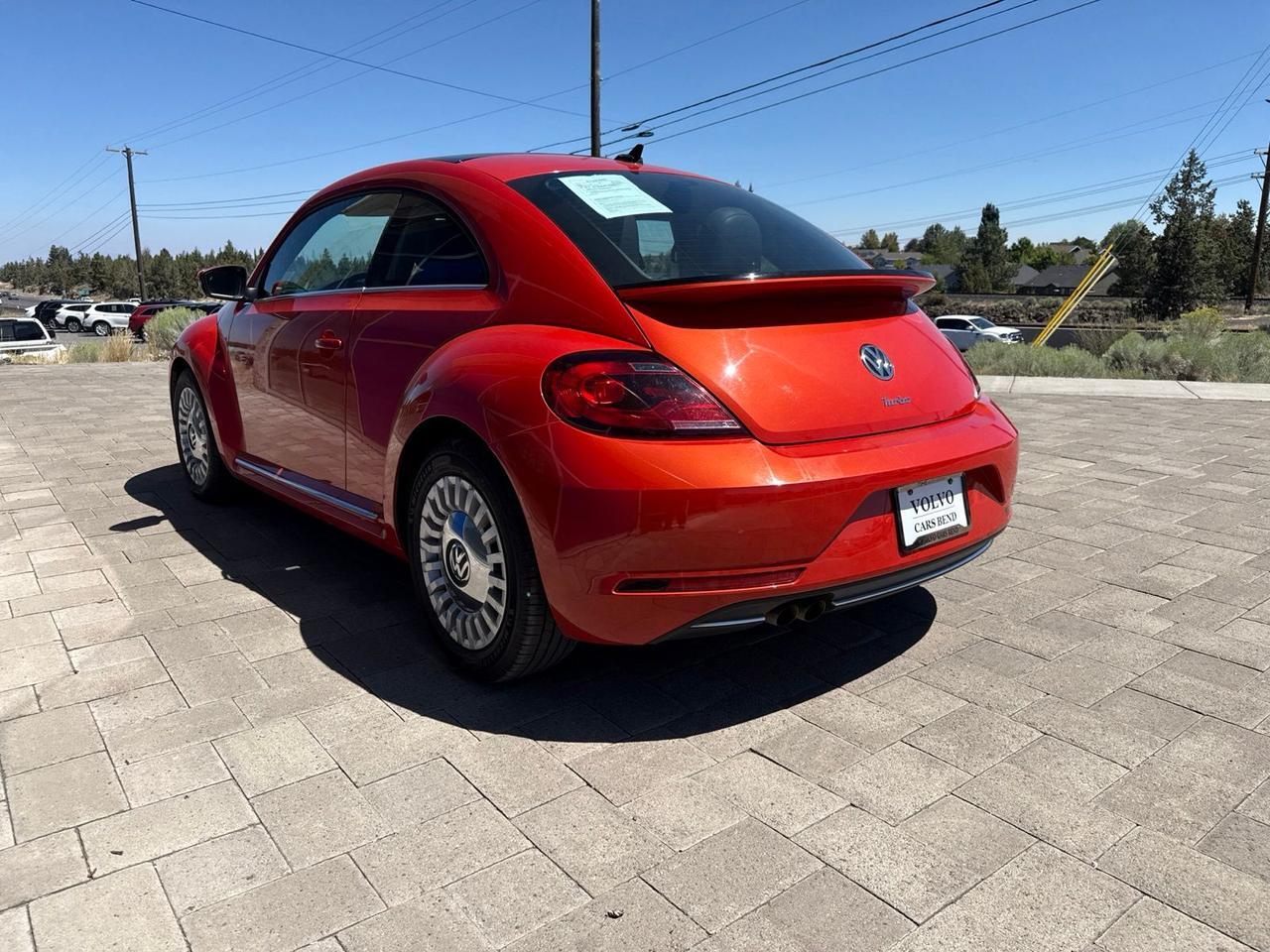 2018 Volkswagen Beetle 2.0T SE Bend OR