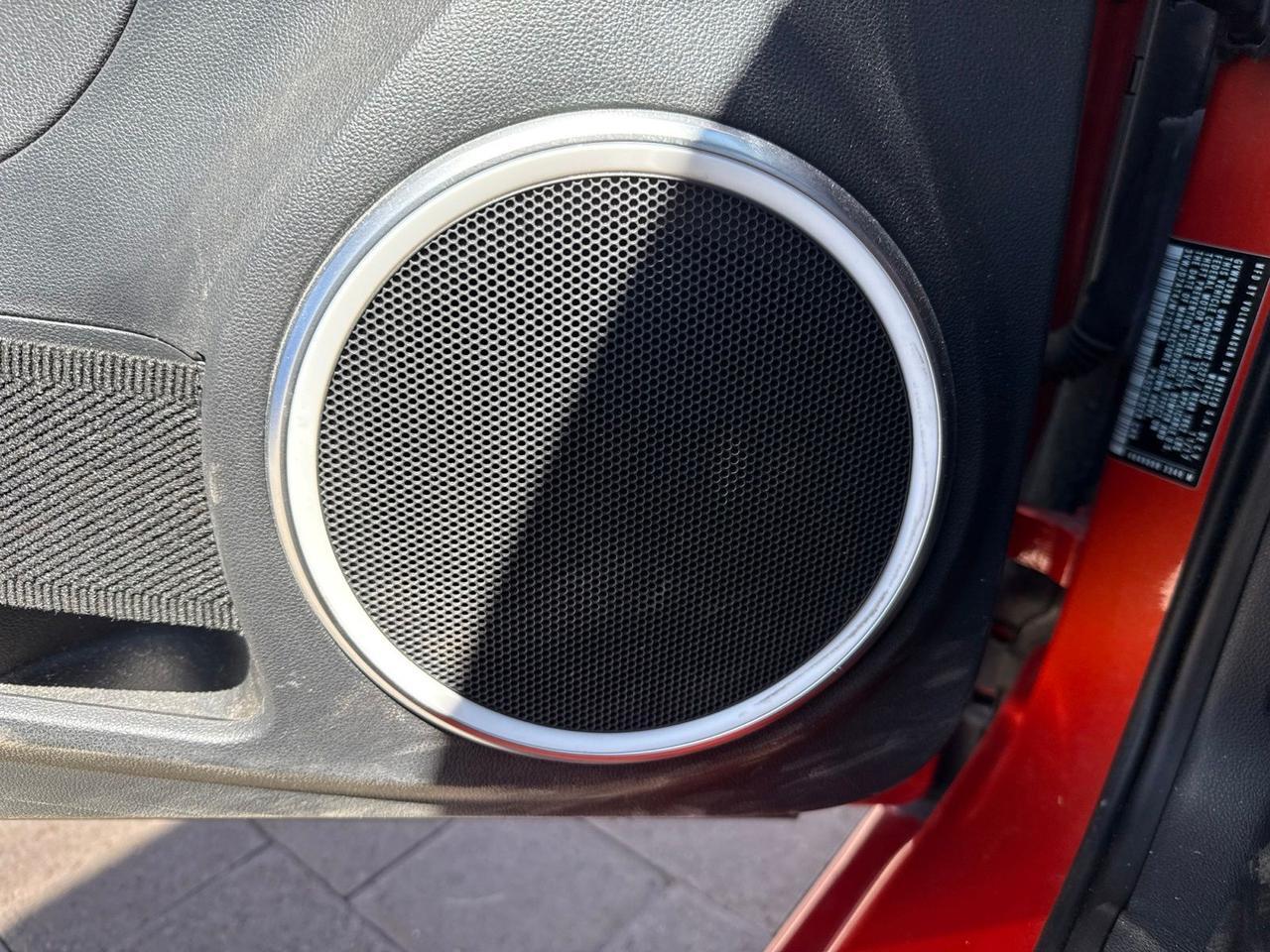 2018 Volkswagen Beetle 2.0T SE Bend OR