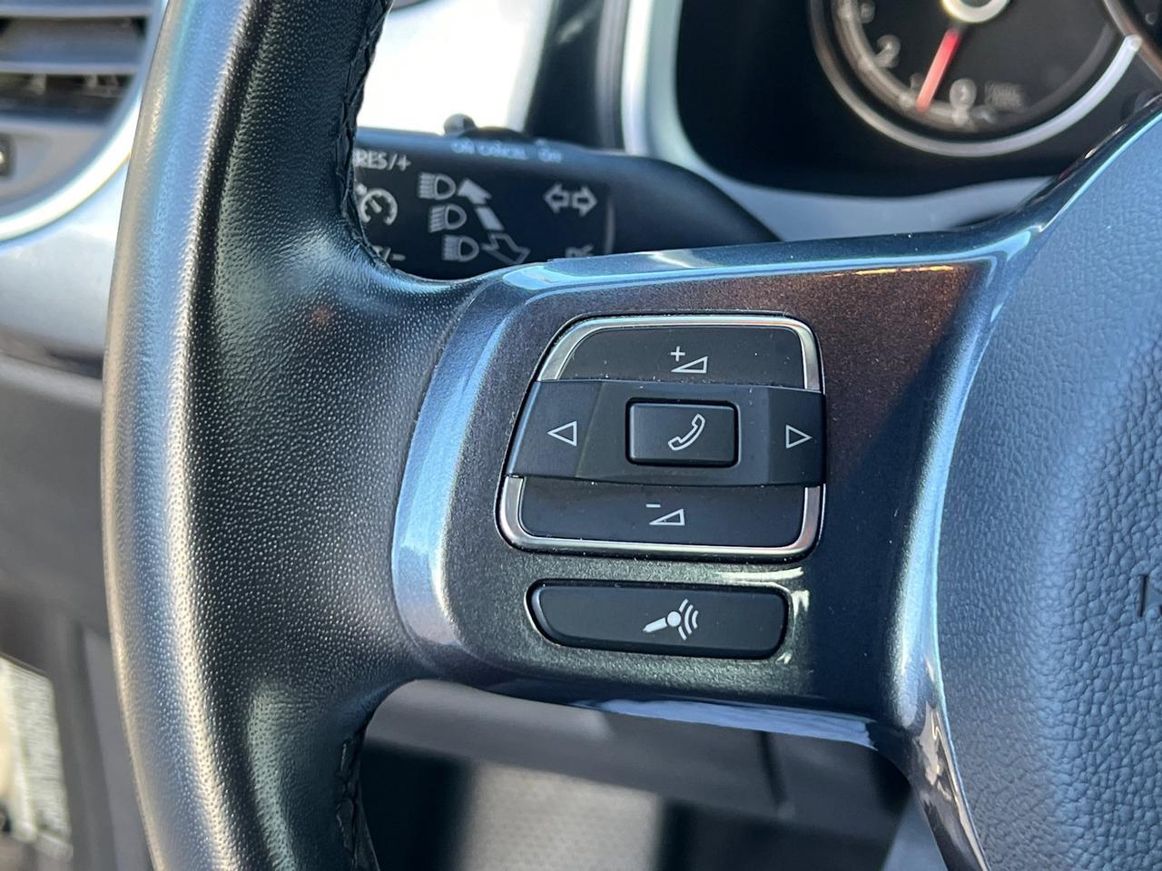 2018 Volkswagen Beetle 2.0T SE Hagerstown MD