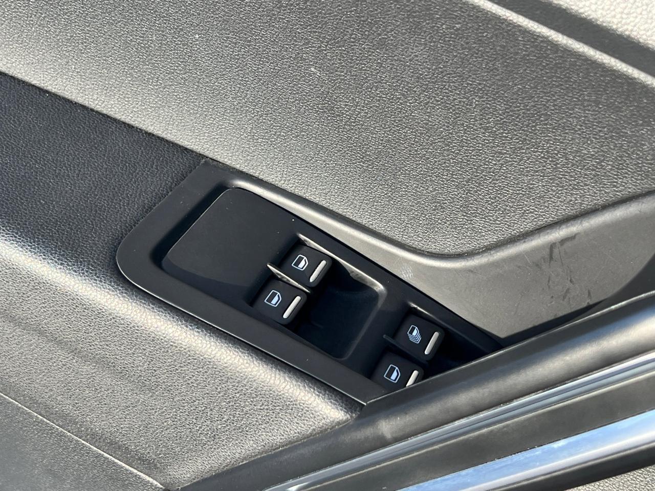 2018 Volkswagen Beetle 2.0T SE Hagerstown MD