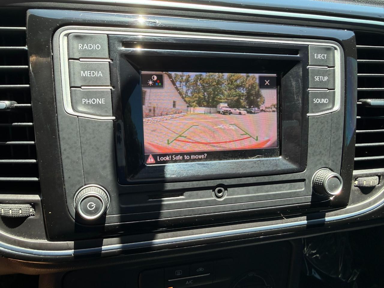 2018 Volkswagen Beetle S Auto Jacksonville FL