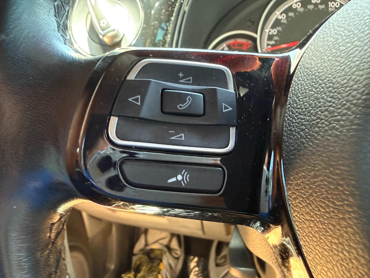 2018 Volkswagen Beetle S Auto Jacksonville FL