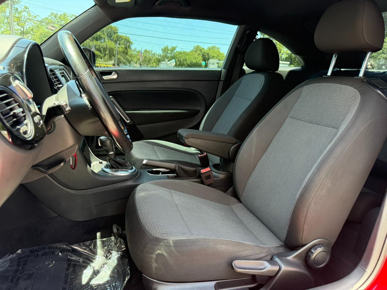 2018 Volkswagen Beetle S Auto Jacksonville FL