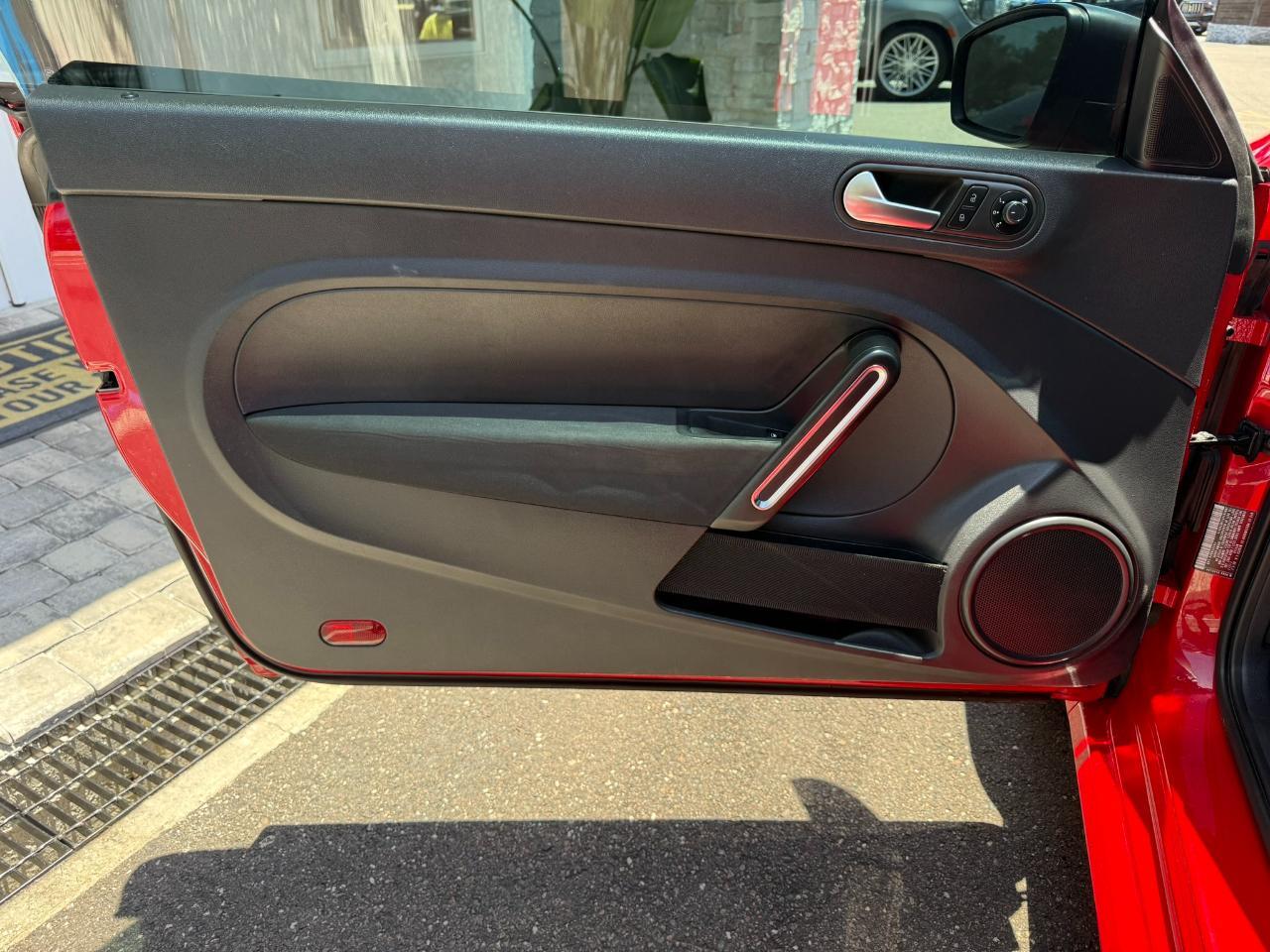 2018 Volkswagen Beetle S Auto Jacksonville FL