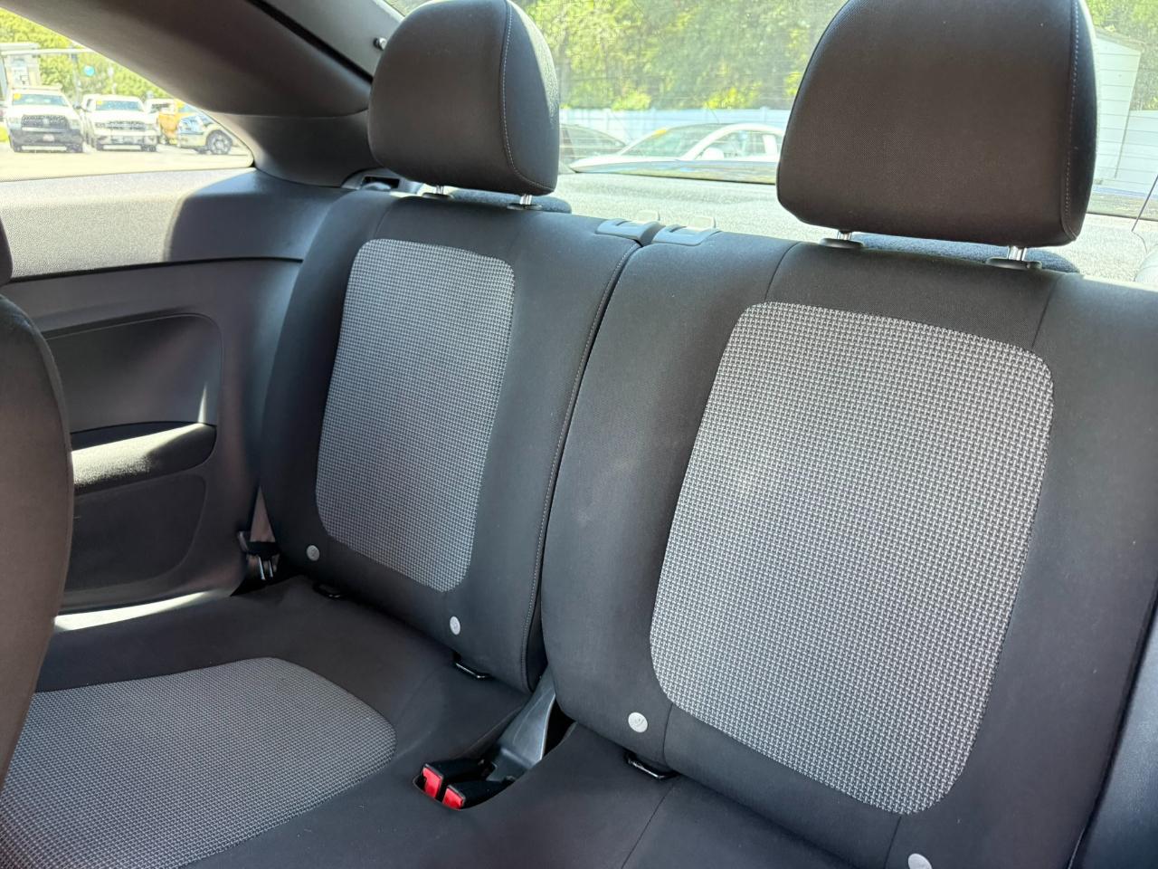 2018 Volkswagen Beetle S Auto Jacksonville FL