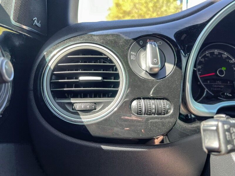 2018 Volkswagen Beetle SE Wilmington NC